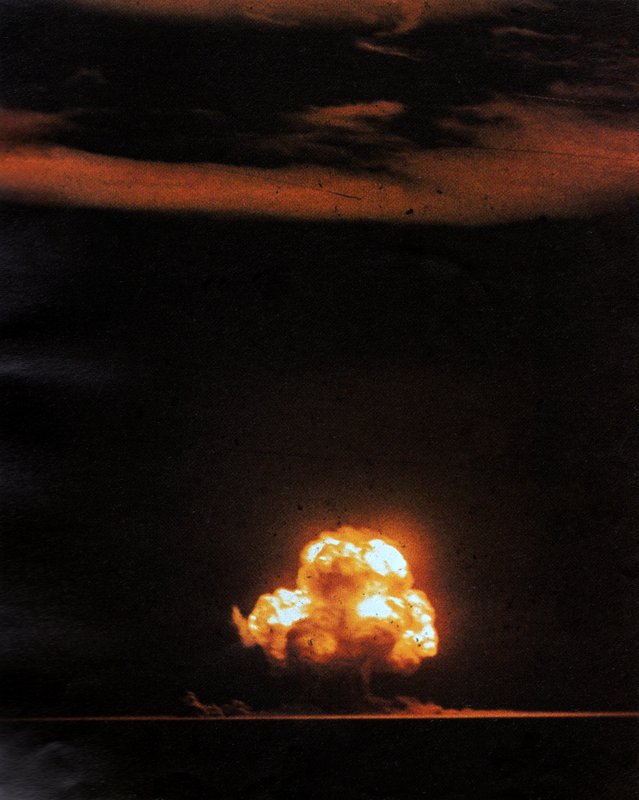 AFUK Fotoabeceda Aeby Jack "První atomová bomba"